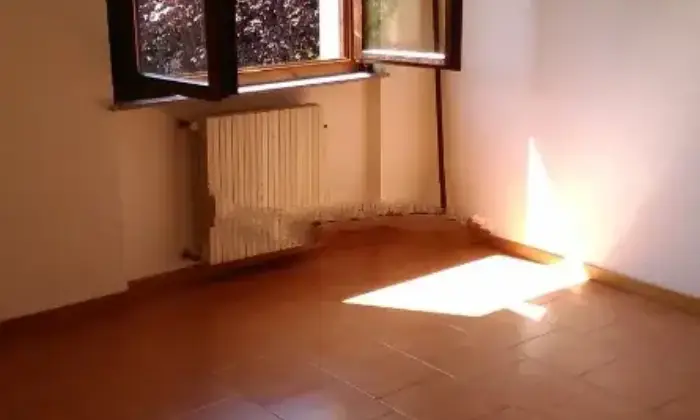 Rexer-Fabro-Scalo-Bilocale-in-vendita-in-Piazzale-Carlo-Levi-Fabro-Altro