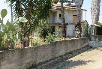 Rexer-Cessaniti-Villa-da-sogno-in-collina-Frazione-SAN-MARCO-VV-Esterno