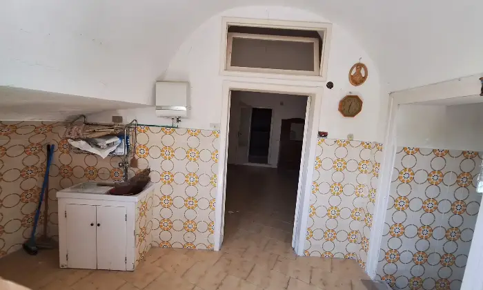 Rexer-Alberona-Casa-indipendente-nel-cuore-del-centro-storico-Cucina