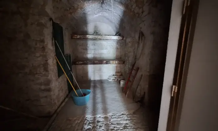 Rexer-Alberona-Casa-indipendente-nel-cuore-del-centro-storico-Cantina