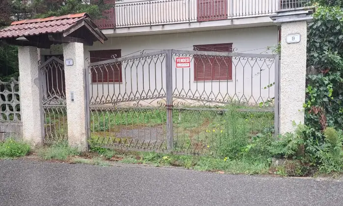 Rexer-Soveria-Mannelli-Vendesi-Villa-bifamiliare-immersa-nel-verde-Soveria-Mannelli-Catanzaro-Giardino