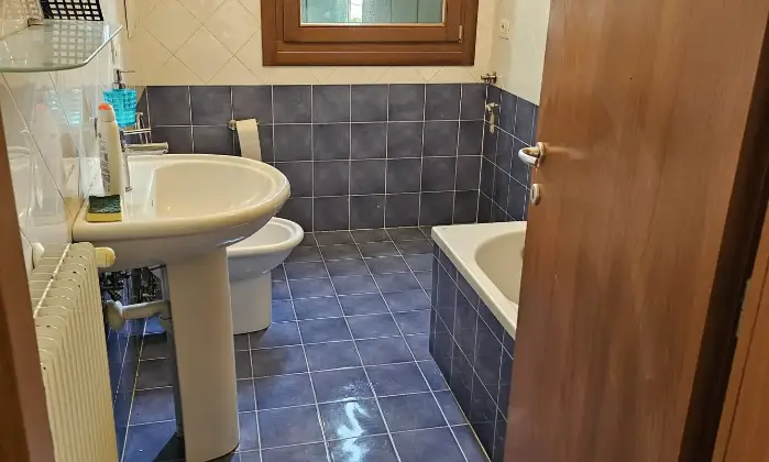 Rexer-Salzano-VENDESI-IMMOBILE-COME-NUOVO-SALZANO-CENTRO-Bagno