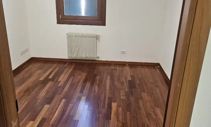 Rexer-Salzano-VENDESI-IMMOBILE-COME-NUOVO-SALZANO-CENTRO-Altro