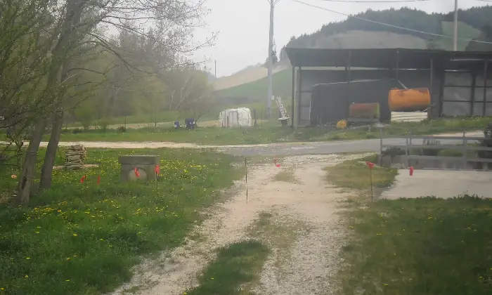 Rexer-SantAngelo-in-Vado-Vendesi-casale-da-Ristrutturare-Giardino