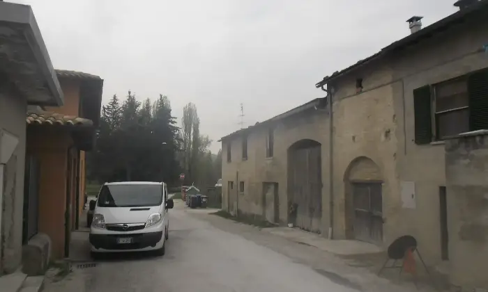 Rexer-SantAngelo-in-Vado-Vendesi-casale-da-Ristrutturare-Giardino