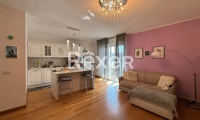 Rexer-Savona-Splendido-appartamento-con-terrazza-garage-e-pauto-Altro