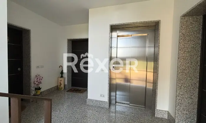 Rexer-Savona-Splendido-appartamento-con-terrazza-garage-e-pauto-Altro