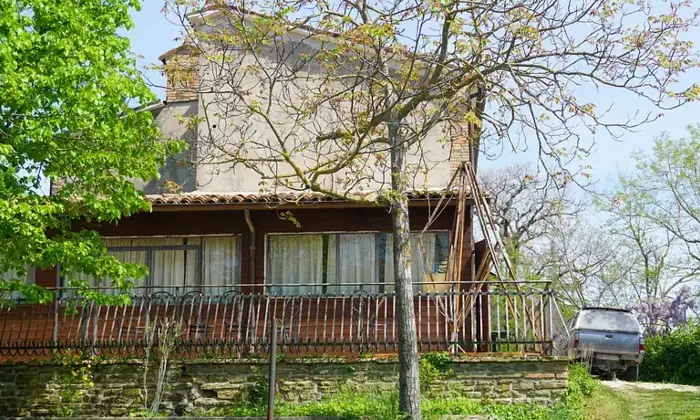 Rexer-SantAngelo-in-Vado-Casolare-rustico-vista-panoramica-Appennino-Giardino