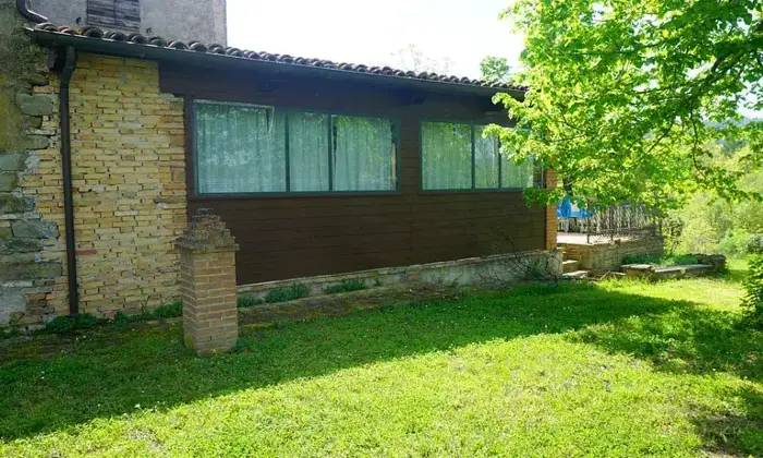 Rexer-SantAngelo-in-Vado-Casolare-rustico-vista-panoramica-Appennino-Giardino
