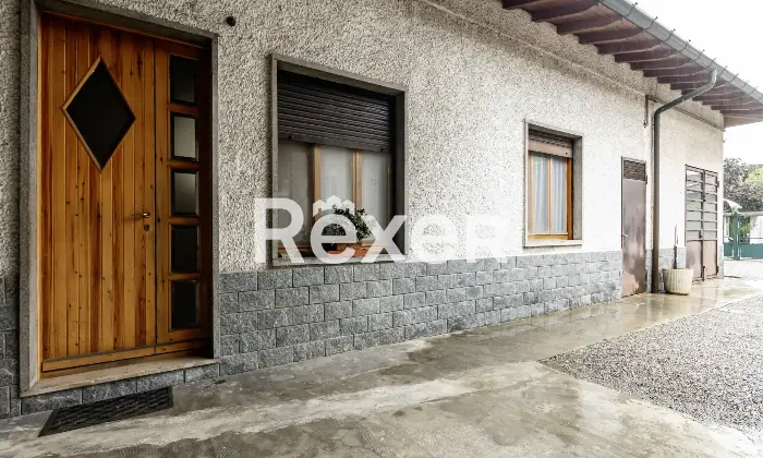 Rexer-Giussano-Quadrilocale-semindipendente-con-box-Altro