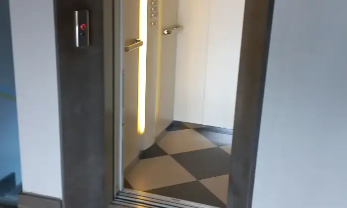 Rexer-Alessandria-Monolocale-arredato-in-edificio-di-prestigio-e-pregio-architettonico-Altro