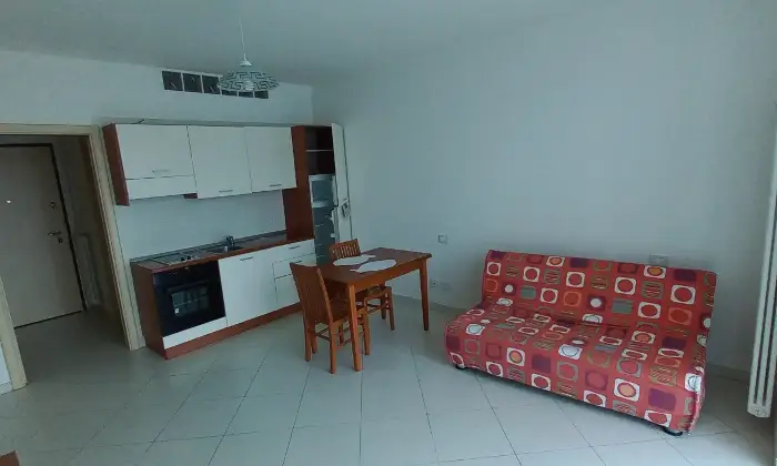 Rexer-Alessandria-Monovano-arredato-in-edificio-di-prestigio-e-pregio-architettonico-Cucina