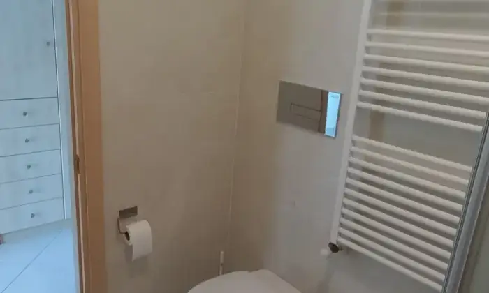 Rexer-Alessandria-Monovano-arredato-in-edificio-di-prestigio-e-pregio-architettonico-Bagno