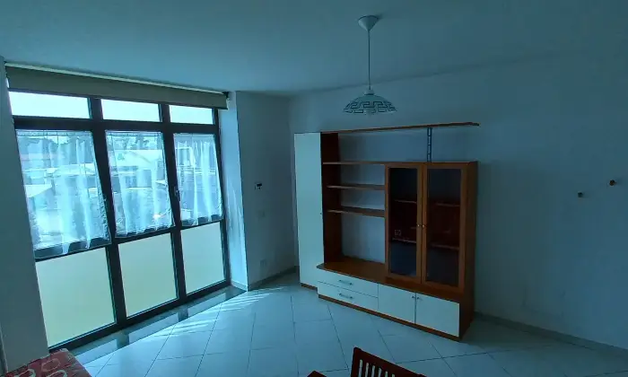 Rexer-Alessandria-Monolocale-arredato-in-edificio-di-prestigio-e-pregio-architettonico-Altro