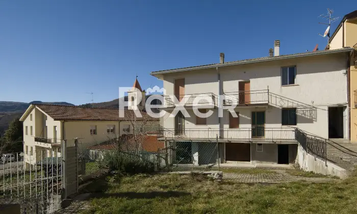 Rexer-Villagrande-Terratetto-unifamiliare-con-cantina-Altro