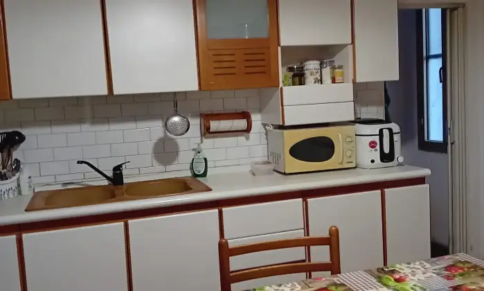 Rexer-Porto-Viro-Vendesi-abitazione-indipendente-con-ampio-terreno-in-zona-centrale-Altro