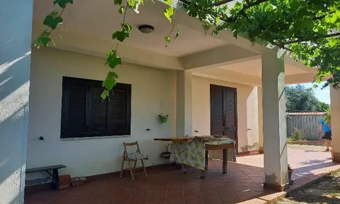Rexer-Tursi-Abitazione-con-Terreno-Agricolo-Giardino