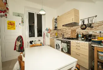 Rexer-Genova-Ultimo-piano-con-ascensore-attualmente-locato-Altro