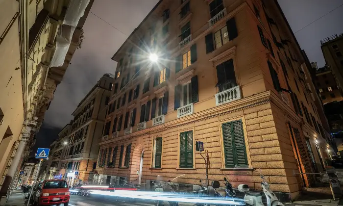 Rexer-Genova-Ultimo-piano-con-ascensore-attualmente-locato-Altro