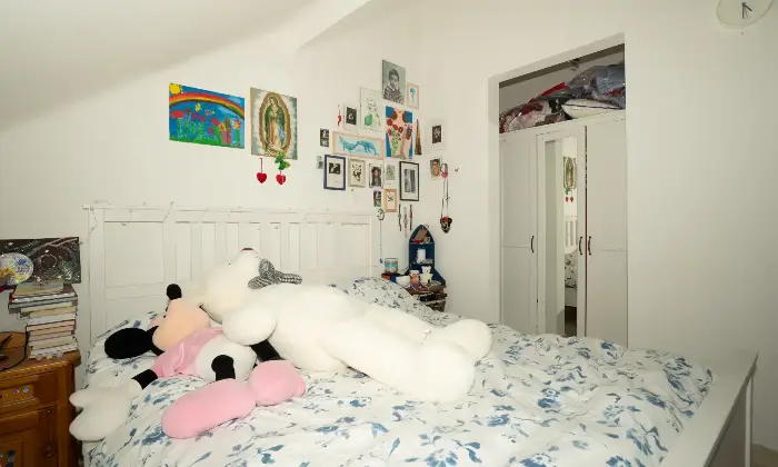 Rexer-Genova-Ultimo-piano-con-ascensore-attualmente-locato-Altro