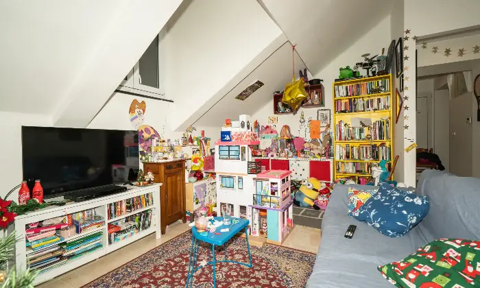 Rexer-Genova-Ultimo-piano-con-ascensore-attualmente-locato-Altro