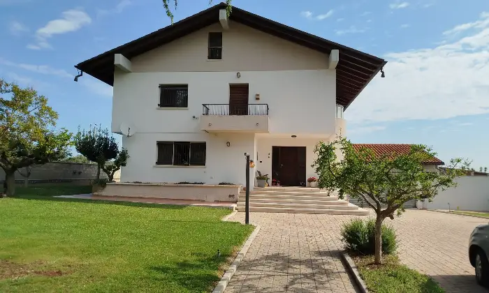 Rexer-Santa-Teresa-Spaziosa-casa-indipendente-di-mq-con-giardino-garage-doppio-Altro