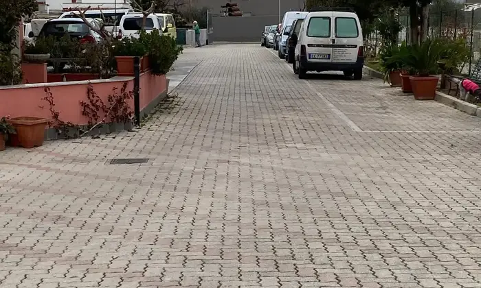 Rexer-Chieti-Casa-Indipendente-con-Appartamenti-e-Officina-Meccanica-Investimento-Sicuro-e-Redditizio-a-Chieti-Altro