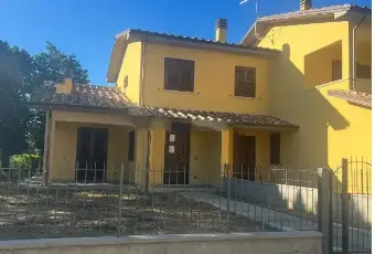 Rexer-Castiglion-Fiorentino-Villa-a-schiera-moderna-e-indipendente-con-ampio-giardino-Castiglion-Fiorentino-Altro