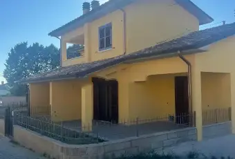 Rexer-Castiglion-Fiorentino-Villa-a-Schiera-di-Recente-Costruzione-con-Giardino-Privato-Castiglion-Fiorentino-Altro