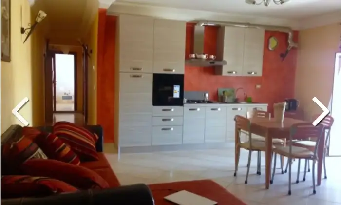 Rexer-Valverde-APPARTAMENTO-LUMINOSO-Zona-I-PORTALILE-ZAGARE-Altro