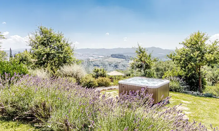 Rexer-Montecatini-Val-di-Cecina-Casale-con-piscina-e-terreni-con-produzione-di-vino-di-alta-qualit-Altro