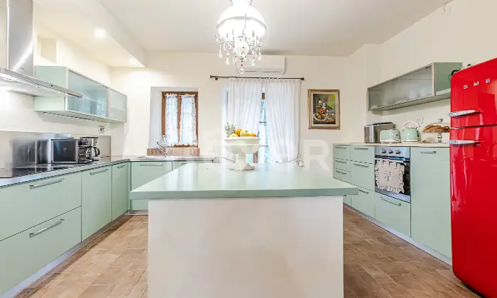 Rexer-Montecatini-Val-di-Cecina-Casale-con-piscina-e-terreni-con-produzione-di-vino-di-alta-qualit-Altro
