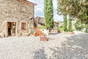 Rexer-Montecatini-Val-di-Cecina-Casale-con-piscina-e-terreni-con-produzione-di-vino-di-alta-qualit-Altro