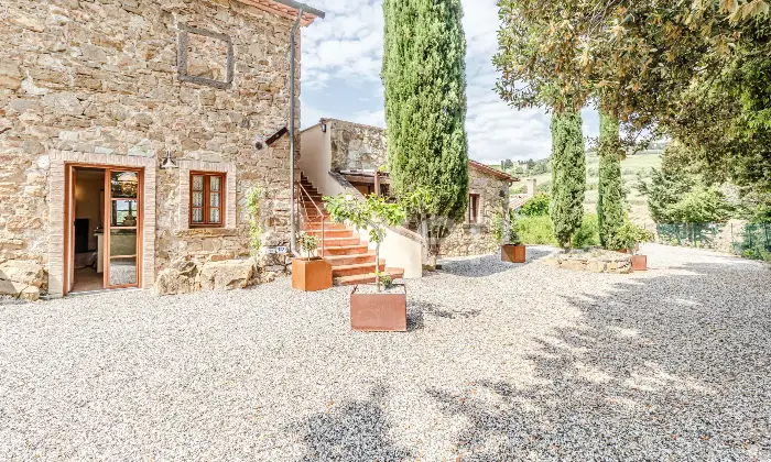 Rexer-Montecatini-Val-di-Cecina-Casale-con-piscina-e-terreni-con-produzione-di-vino-di-alta-qualit-Altro