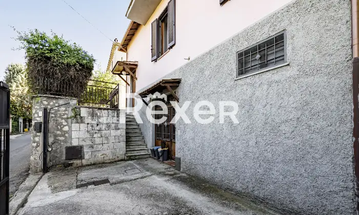 Rexer-Terni-Casa-indipendente-con-giardino-Altro
