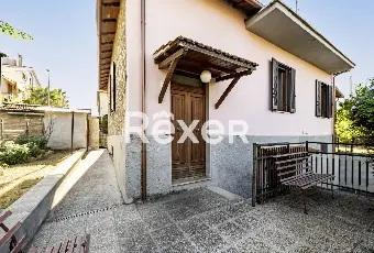Rexer-Terni-Casa-indipendente-con-giardino-Altro