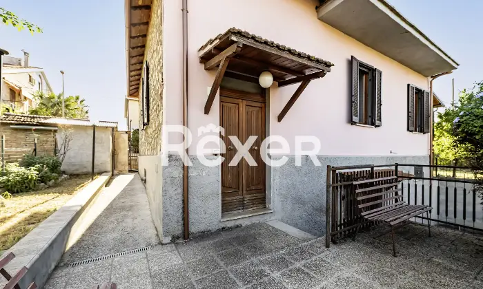 Rexer-Terni-Casa-indipendente-con-giardino-Altro