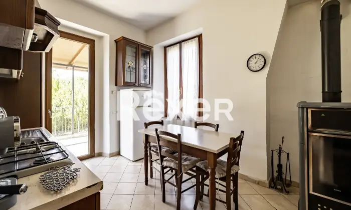 Rexer-Terni-Casa-indipendente-con-giardino-Altro