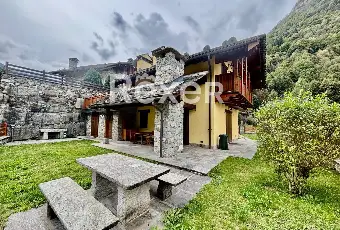 Rexer-Campertogno-Charme-Alpino-Villa-con-Due-Appartamenti-Altro