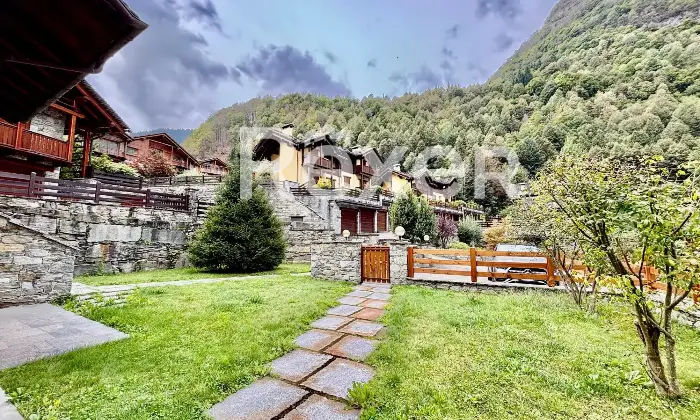 Rexer-Campertogno-Charme-Alpino-Villa-con-Due-Appartamenti-Altro