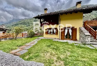 Rexer-Campertogno-Charme-Alpino-Villa-con-Due-Appartamenti-Altro