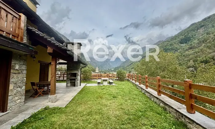 Rexer-Campertogno-Charme-Alpino-Villa-con-Due-Appartamenti-Altro