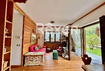 Rexer-Campertogno-Charme-Alpino-Villa-con-Due-Appartamenti-Altro