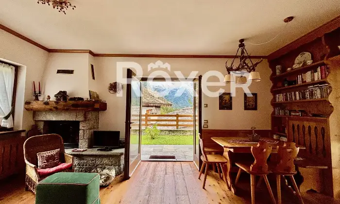 Rexer-Campertogno-Charme-Alpino-Villa-con-Due-Appartamenti-Altro