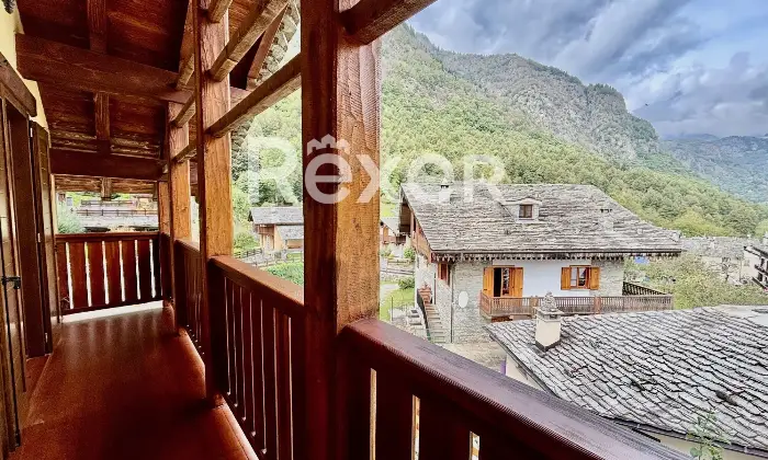 Rexer-Campertogno-Charme-Alpino-Villa-con-Due-Appartamenti-Altro