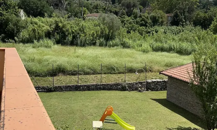 Rexer-Carrara-Villa-esclusiva-a-Fossone-spazi-ampi-finiture-di-lusso-e-grande-giardino-privato-Altro