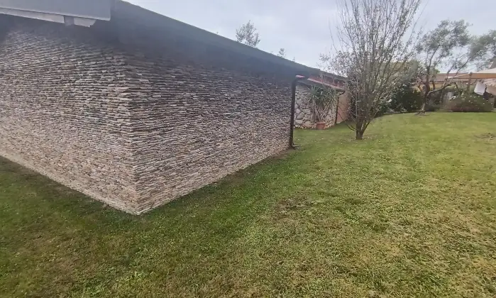 Rexer-Carrara-Villa-esclusiva-a-Fossone-spazi-ampi-finiture-di-lusso-e-grande-giardino-privato-Altro