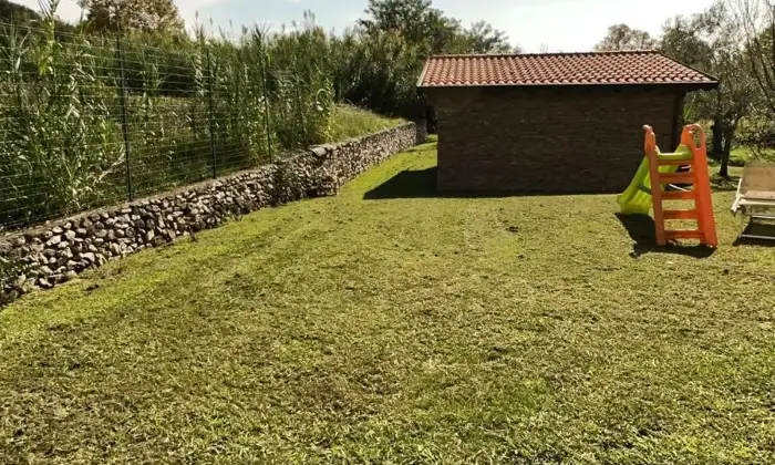Rexer-Carrara-Villa-esclusiva-a-Fossone-spazi-ampi-finiture-di-lusso-e-grande-giardino-privato-Altro