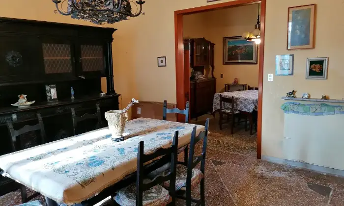 Rexer-Rottofreno-Casa-indipendente-su-due-livelli-con-cortile-privato-Altro
