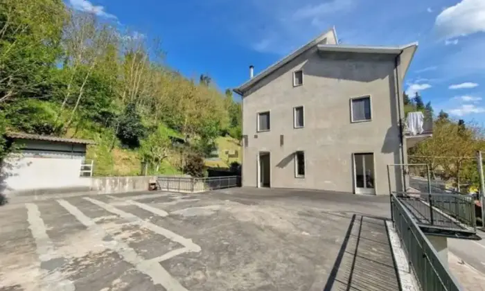 Rexer-Macerata-Feltria-Appartamento-ristrutturato-con-terrazzi-panoramici-e-ampio-garage-Altro